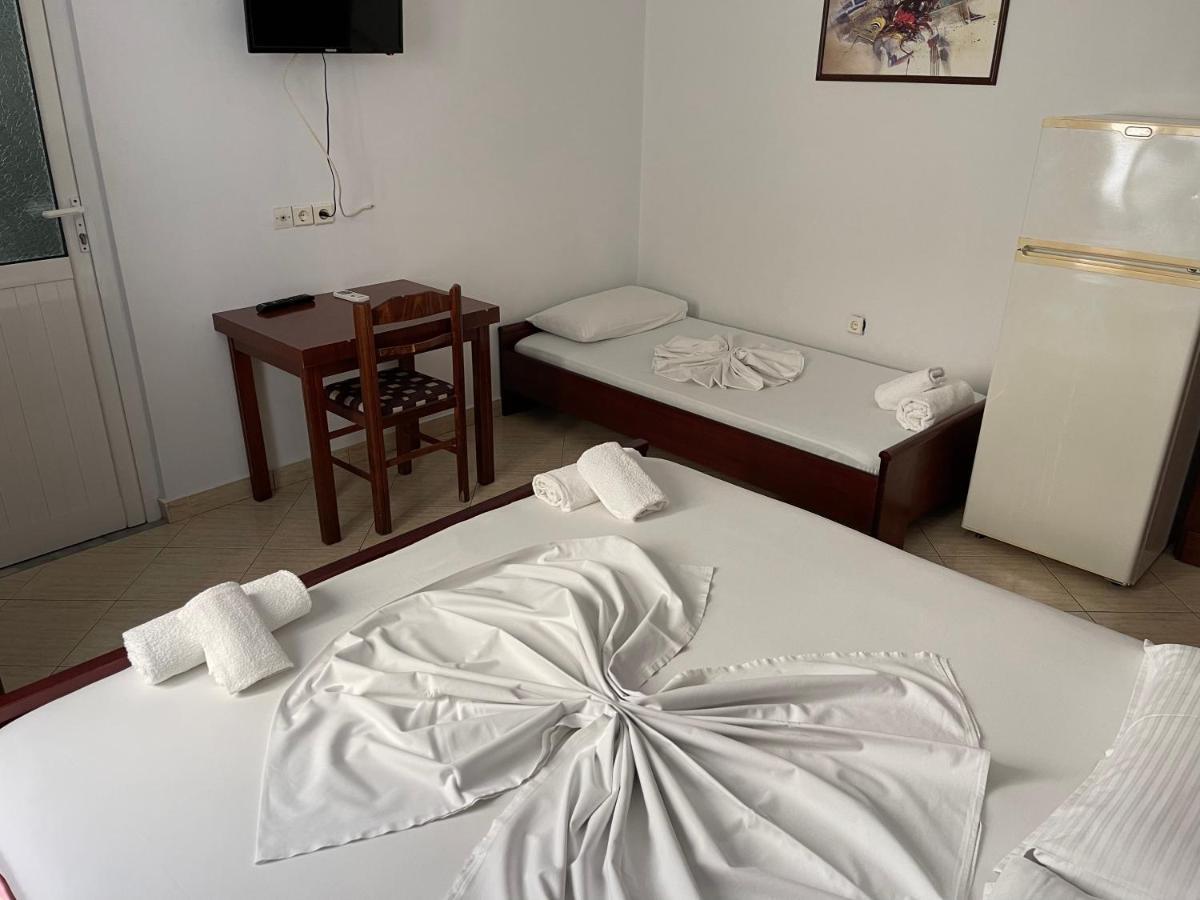 Hotel Venera Sarande Bagian luar foto